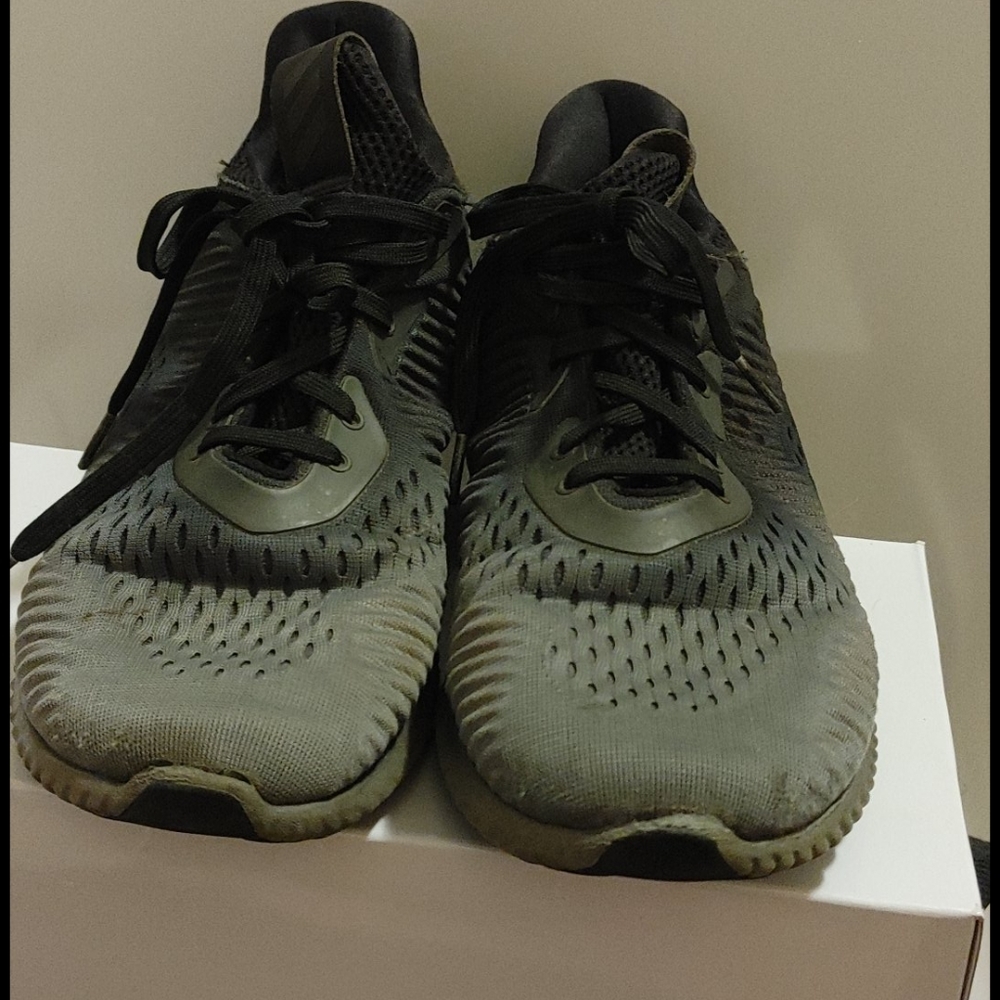 Men's shoes